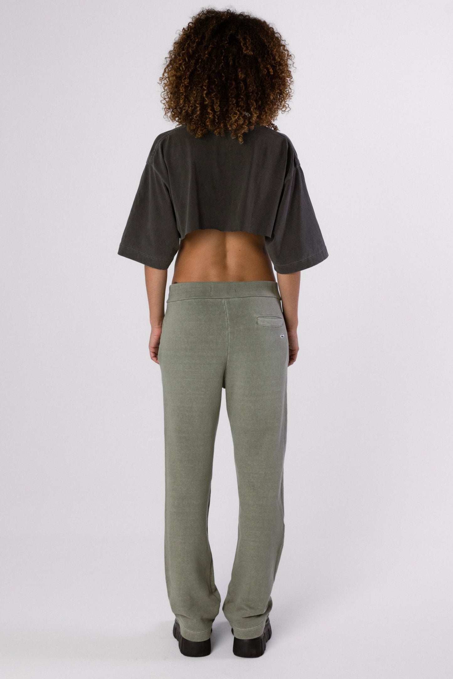 CALÇA MOLETOM ALVA - STONED VETIVER GREEN