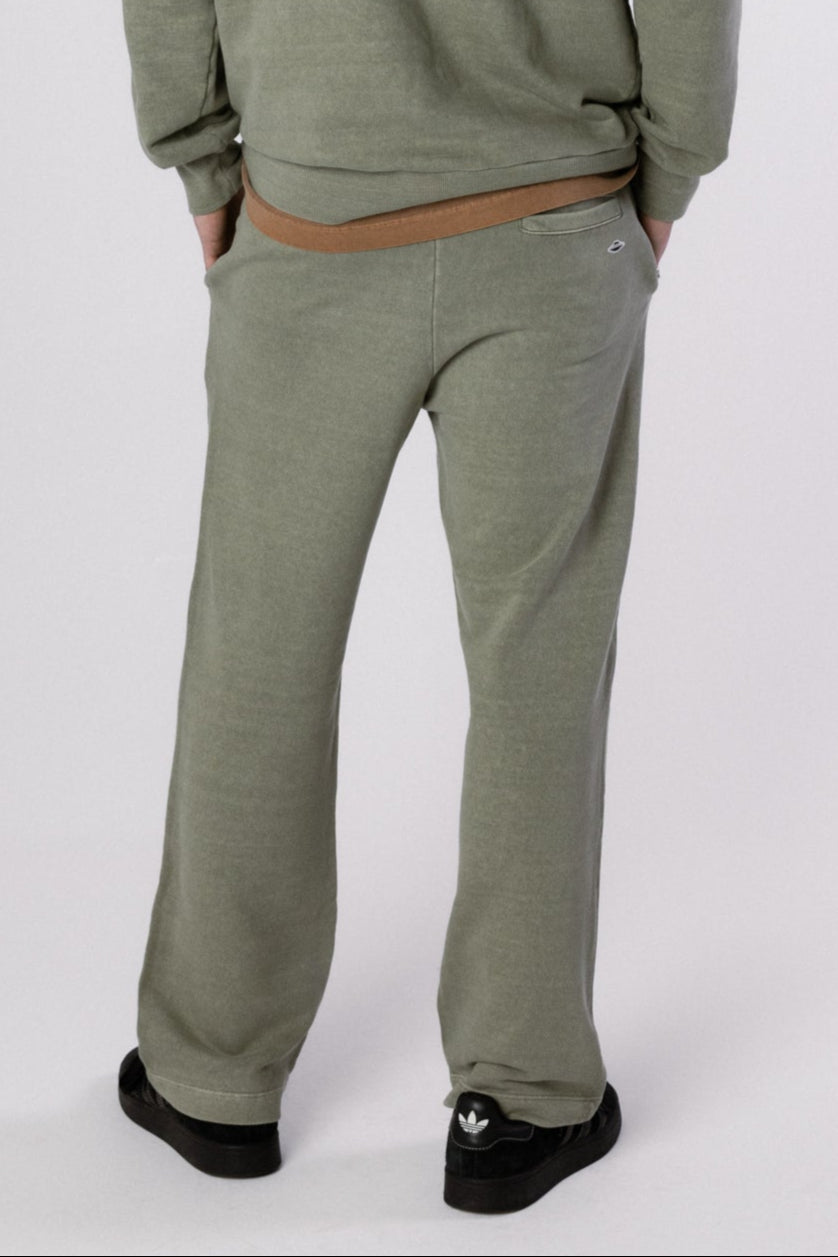 CALÇA MOLETOM ALVA - STONED VETIVER GREEN