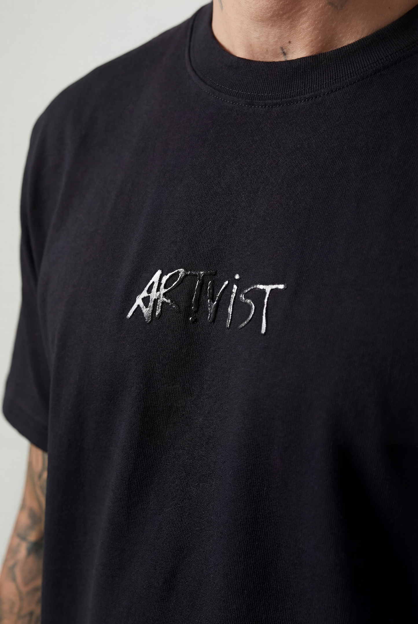 LOGO ARTIVIST BY NATURE TEE