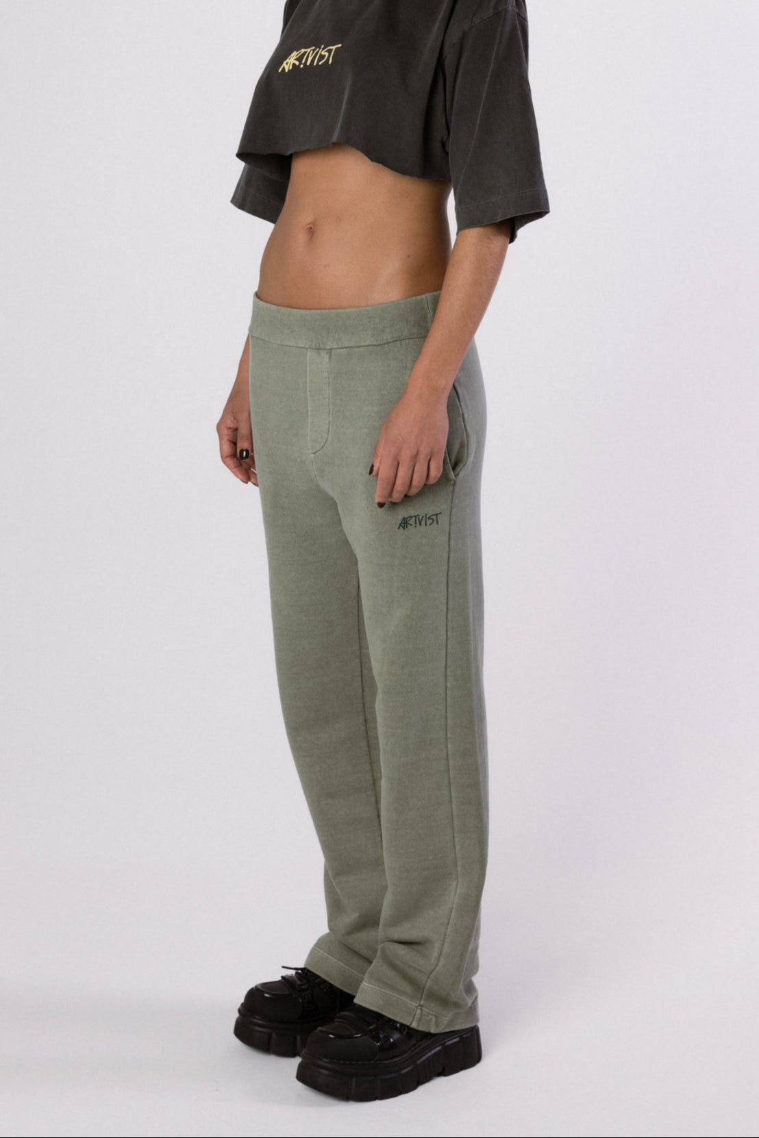 CALÇA MOLETOM ALVA - STONED VETIVER GREEN